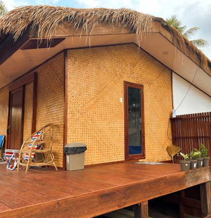 Surf Traveler Single bed space- Availability of bedspace depends on our renovation schedule. Please message us on instagram to inquire